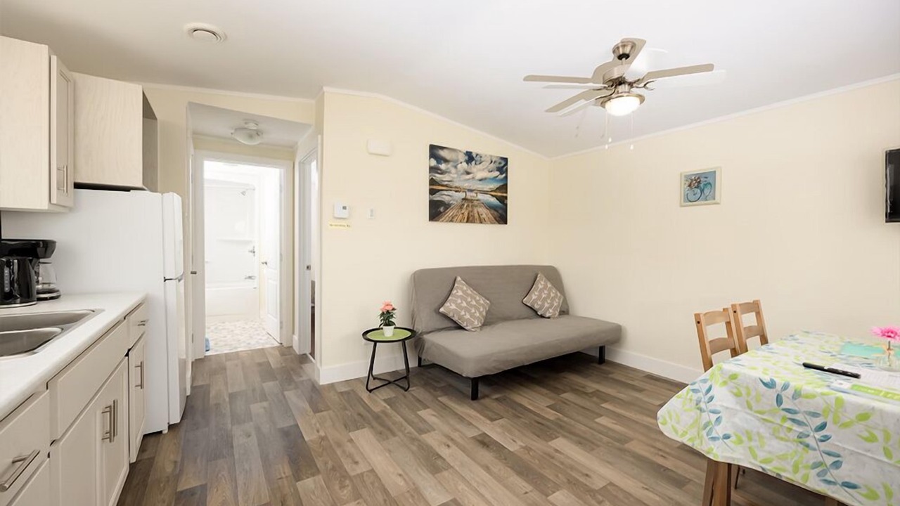 Photo of Livingroom in Brackley Beach