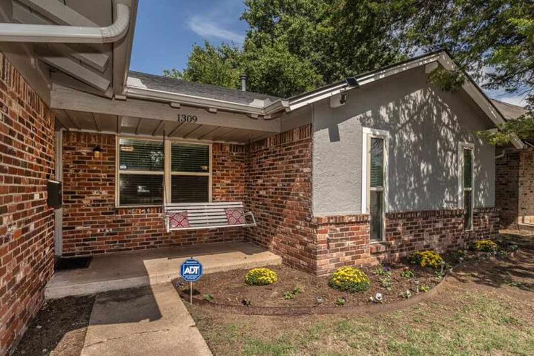 Photo of Outdoor in Norman