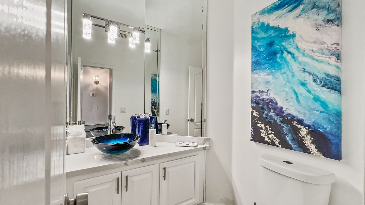 Photo of Bathroom in The Islands