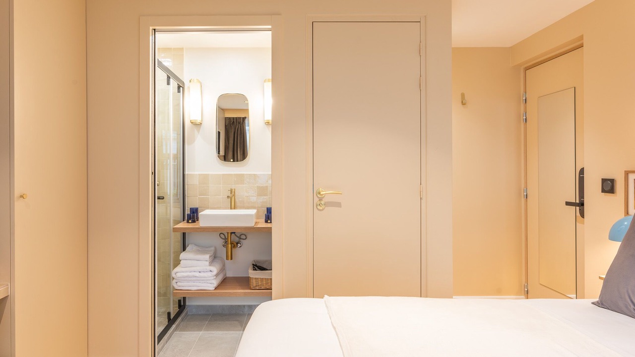Photo of Bedroom in Grenelle