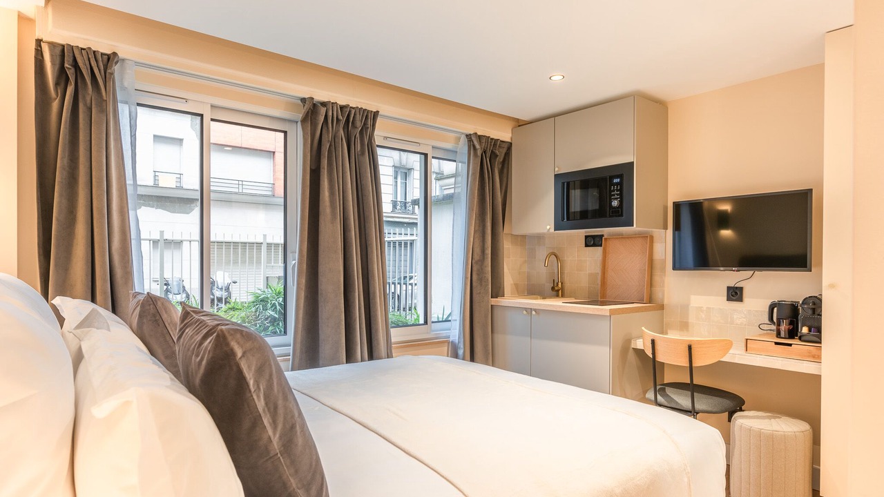 Photo of Bedroom in Grenelle