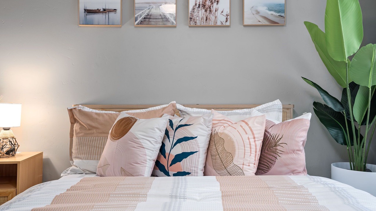 Photo of Bedroom in Oak Park