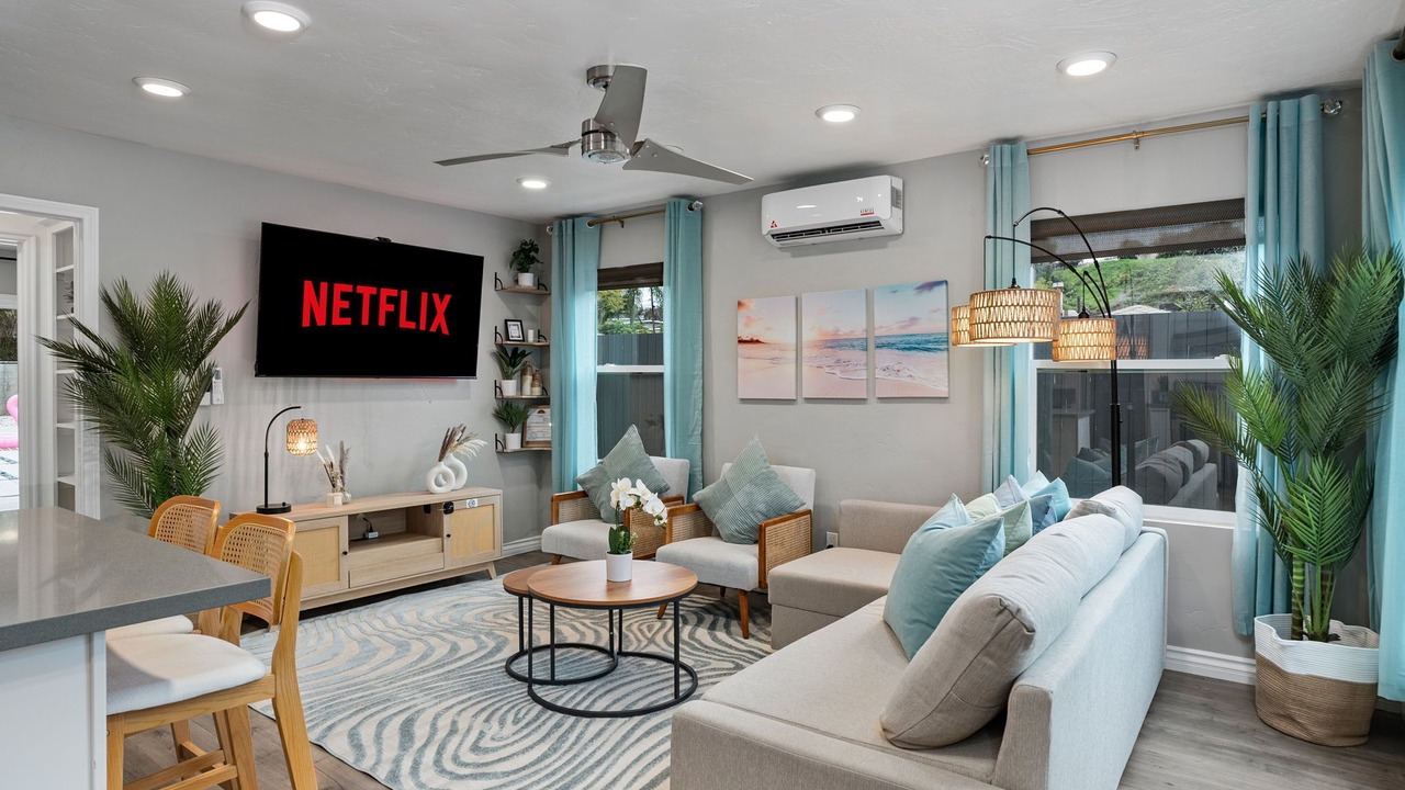 Photo of Livingroom in Oak Park