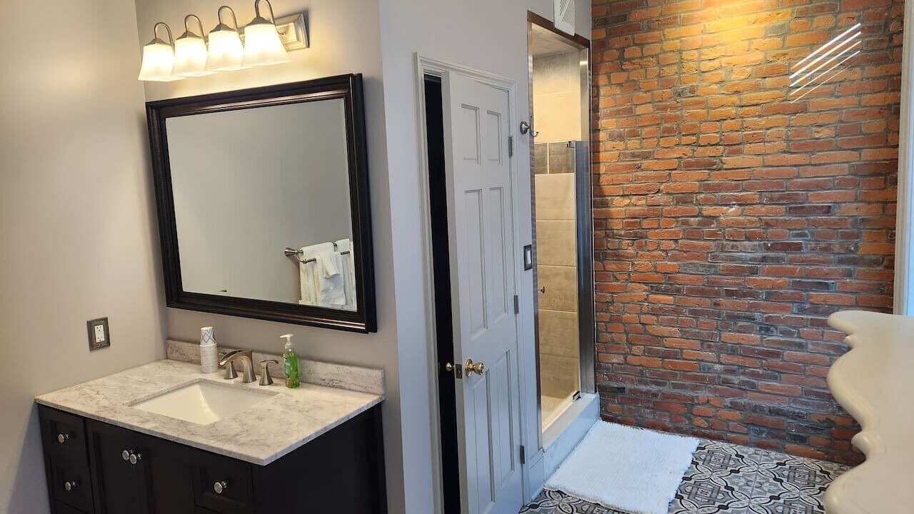 Photo of Bathroom in German Village