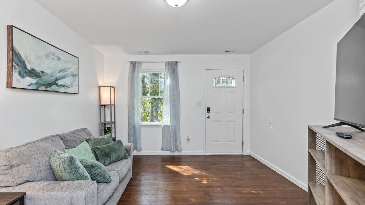 Photo of Bedroom in Hopewell