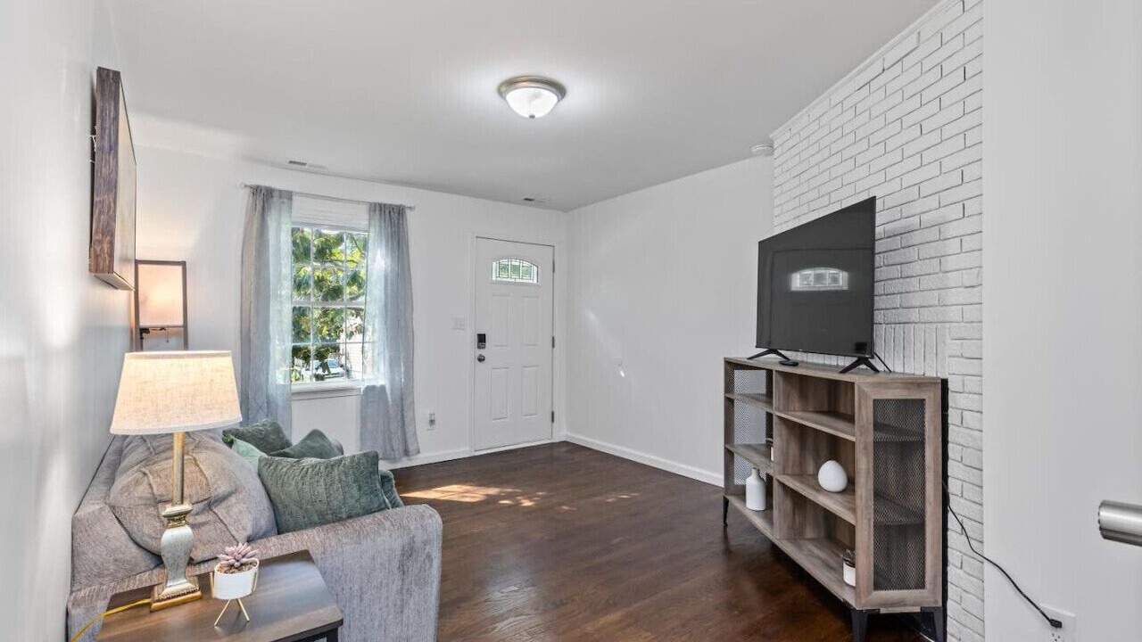Photo of Bedroom in Hopewell