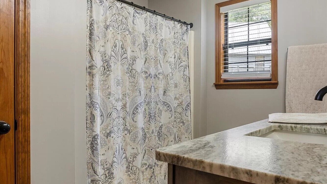 Photo of Bathroom in Ten Mile