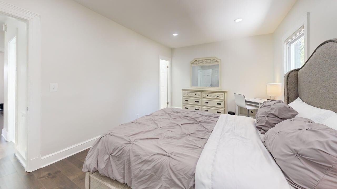 Photo of Bedroom in Brightwood Park