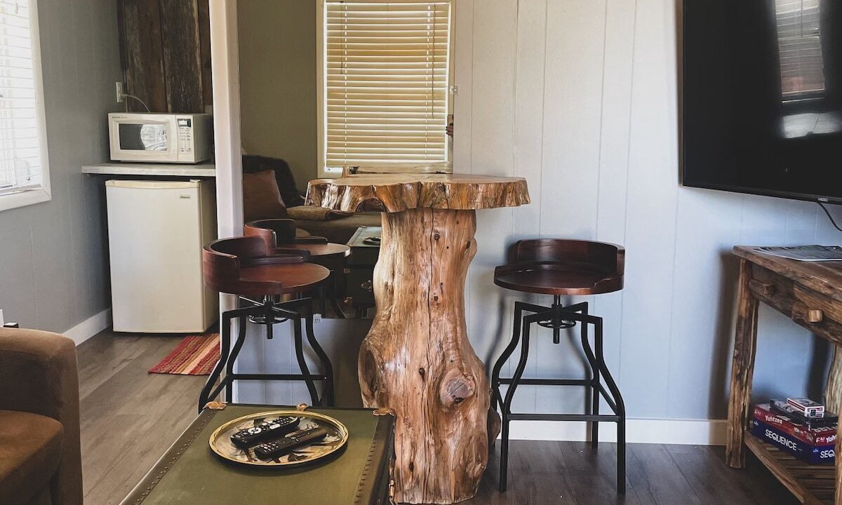 Photo of Livingroom in Eureka Springs Historic District