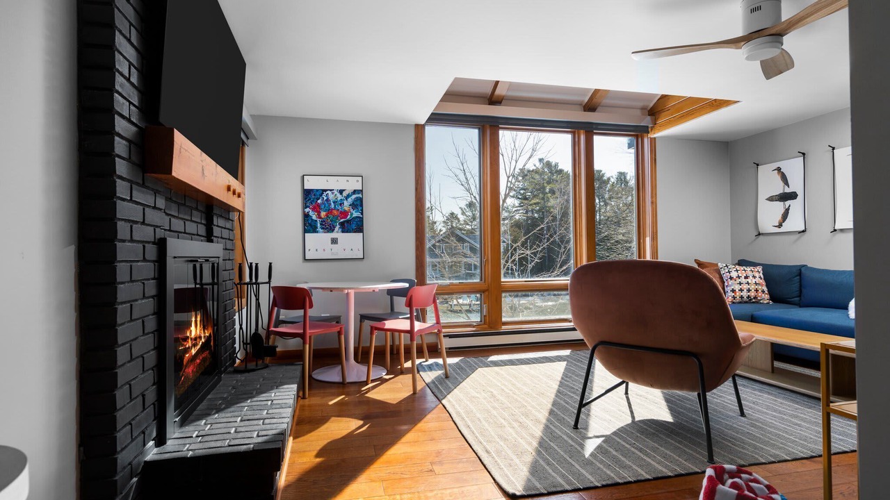 Photo of Livingroom in Leland