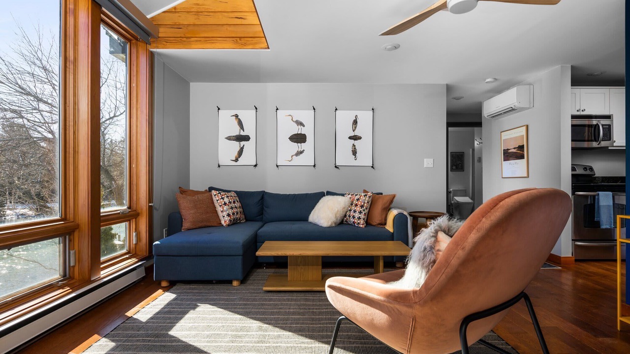 Photo of Livingroom in Leland