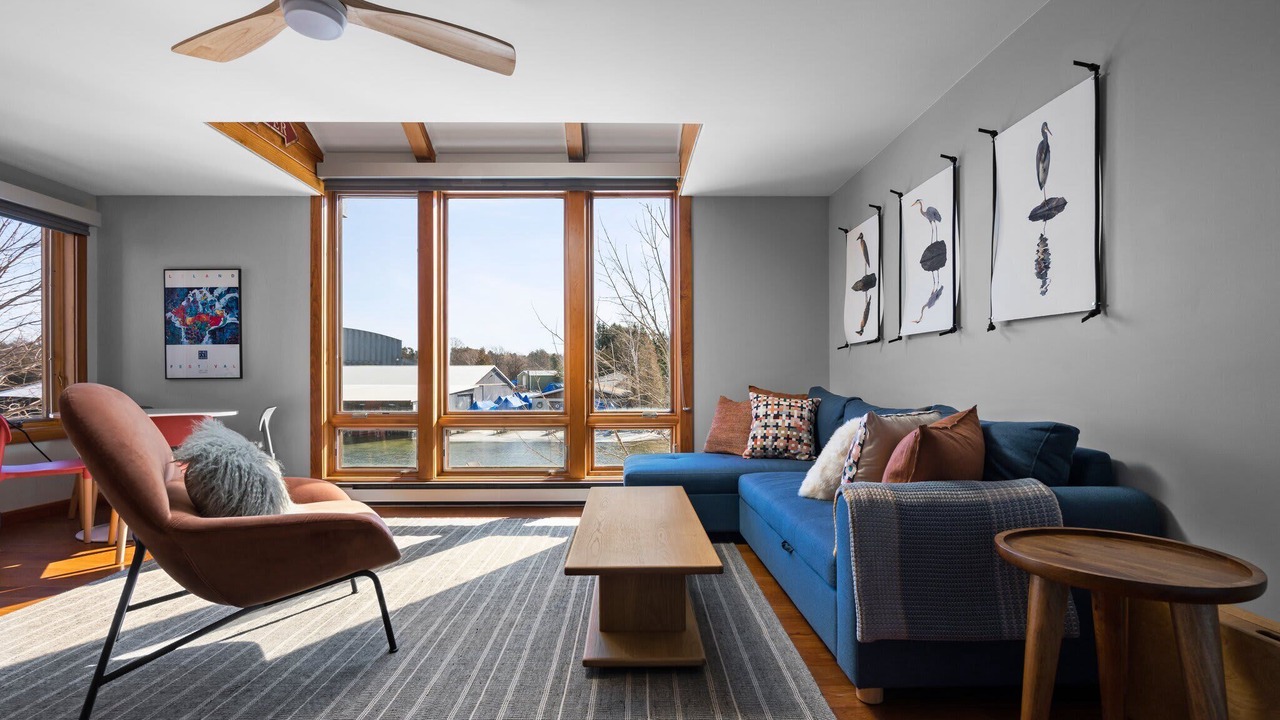 Photo of Livingroom in Leland