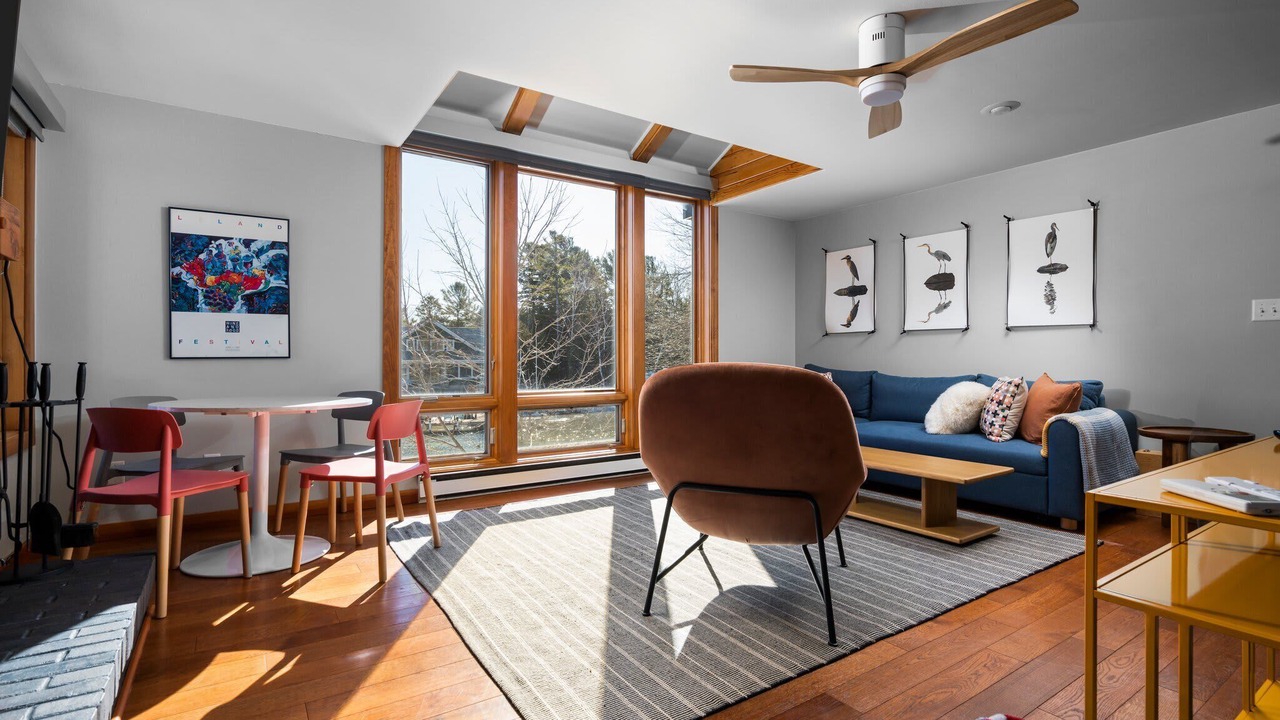 Photo of Livingroom in Leland