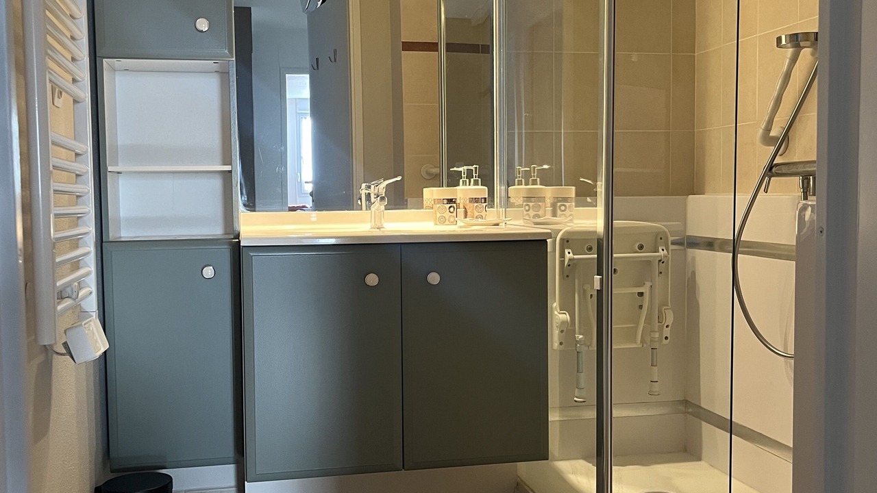 Photo of Bathroom in Cugnaux
