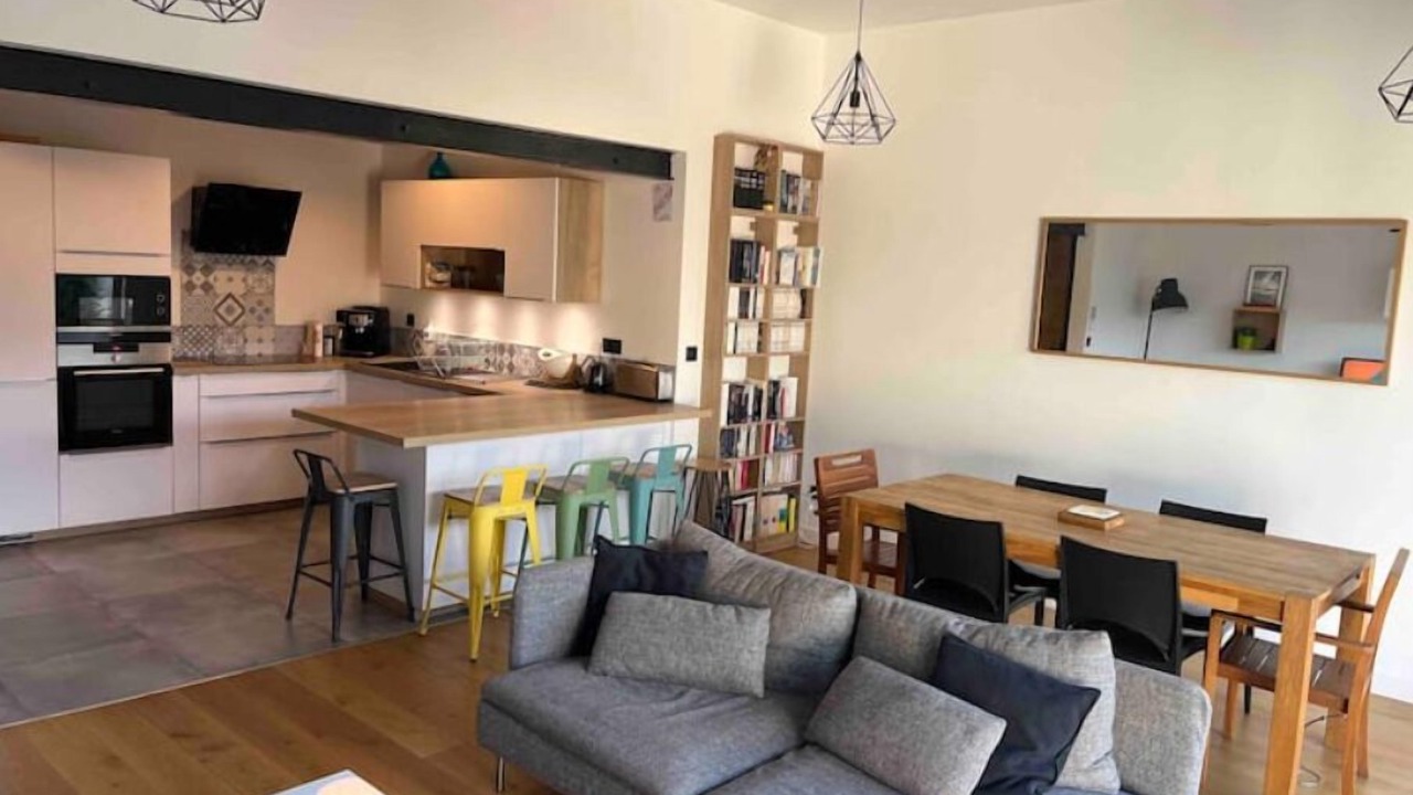 Photo of Livingroom in Talence