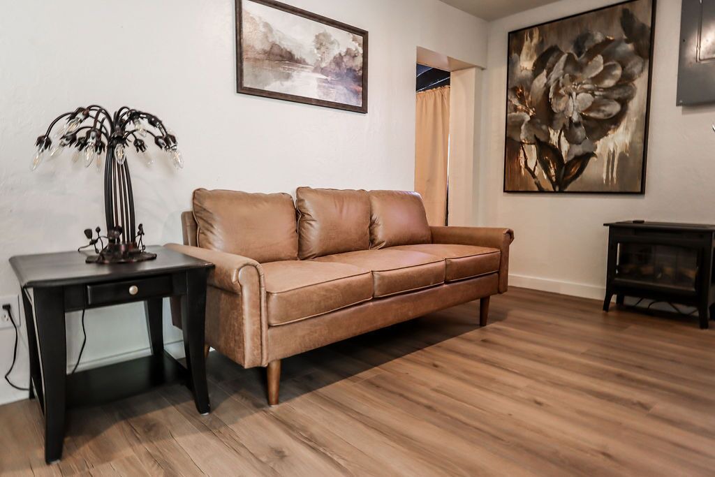 Photo of Livingroom in Sulphur