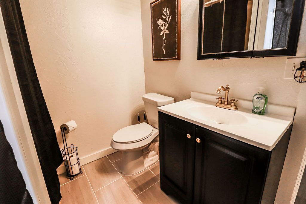 Photo of Bathroom in Sulphur