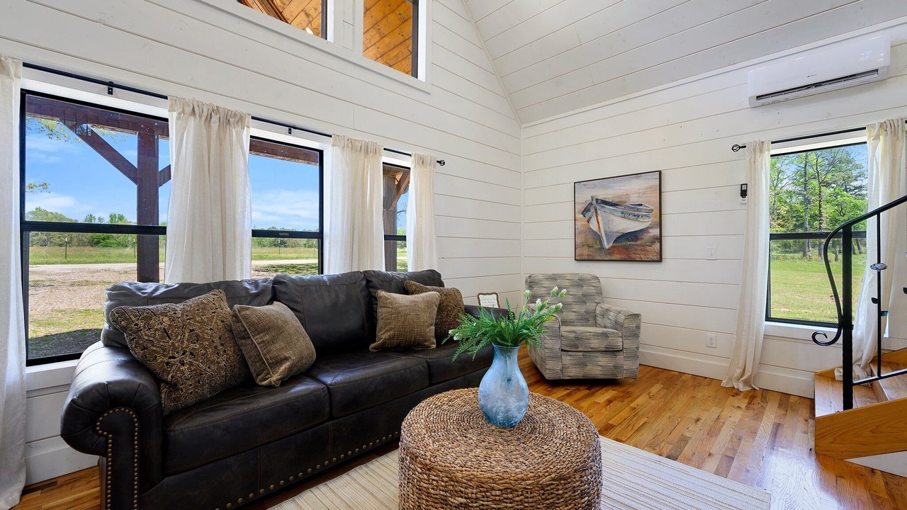 Photo of Livingroom in Golden