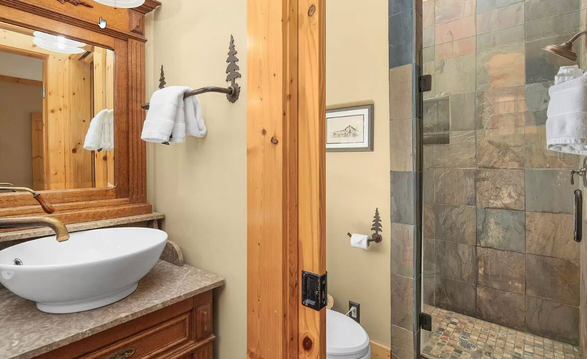 Photo of Bathroom in Pisgah