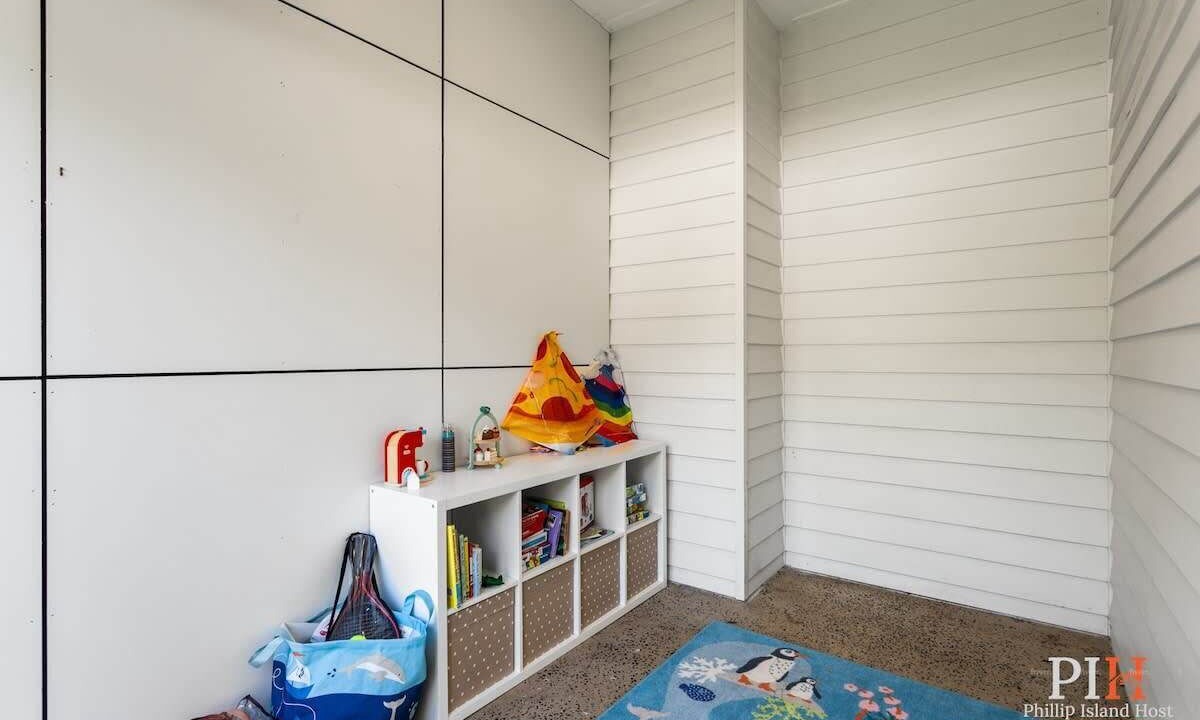 Photo of Others in Silverleaves