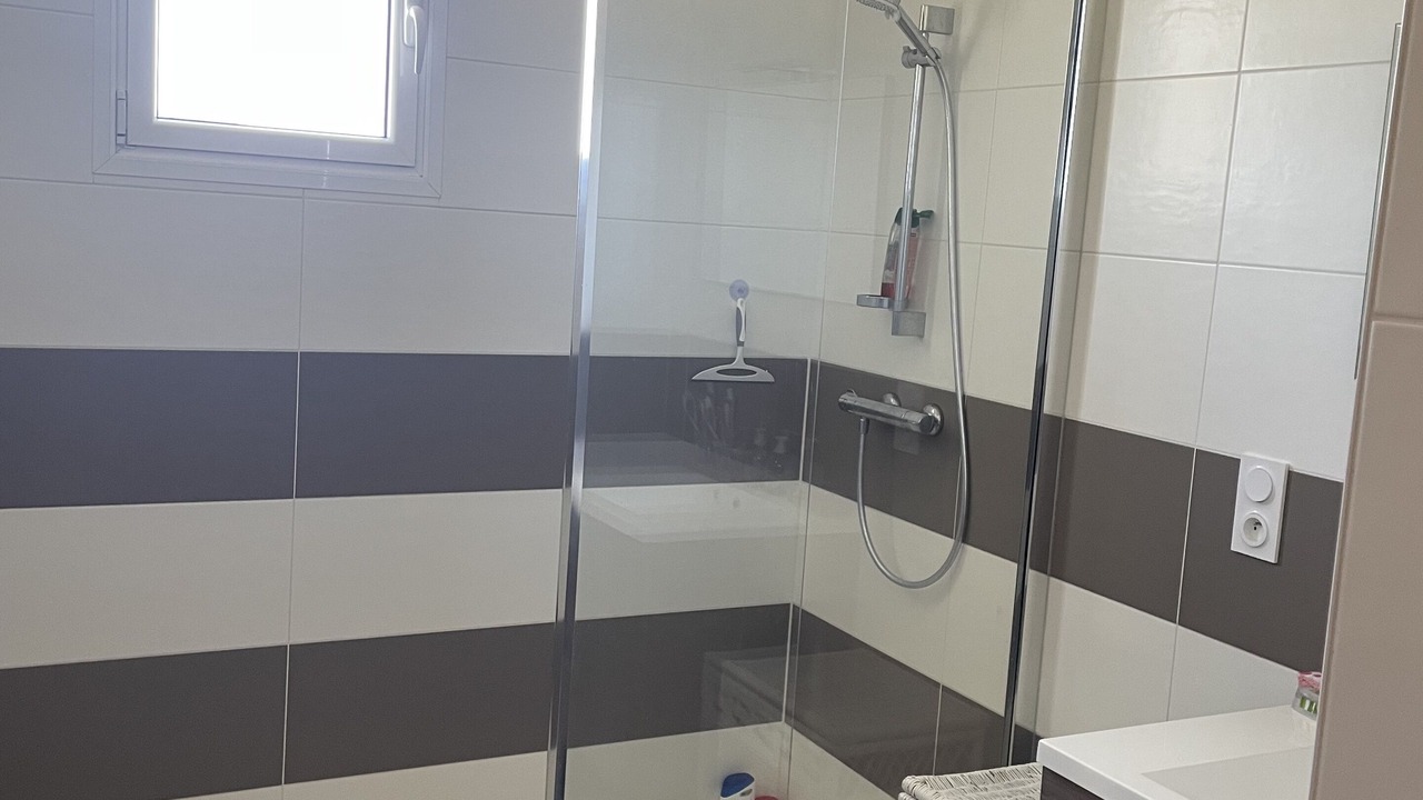 Photo of Bathroom in Saint-Laurent-sur-Oust