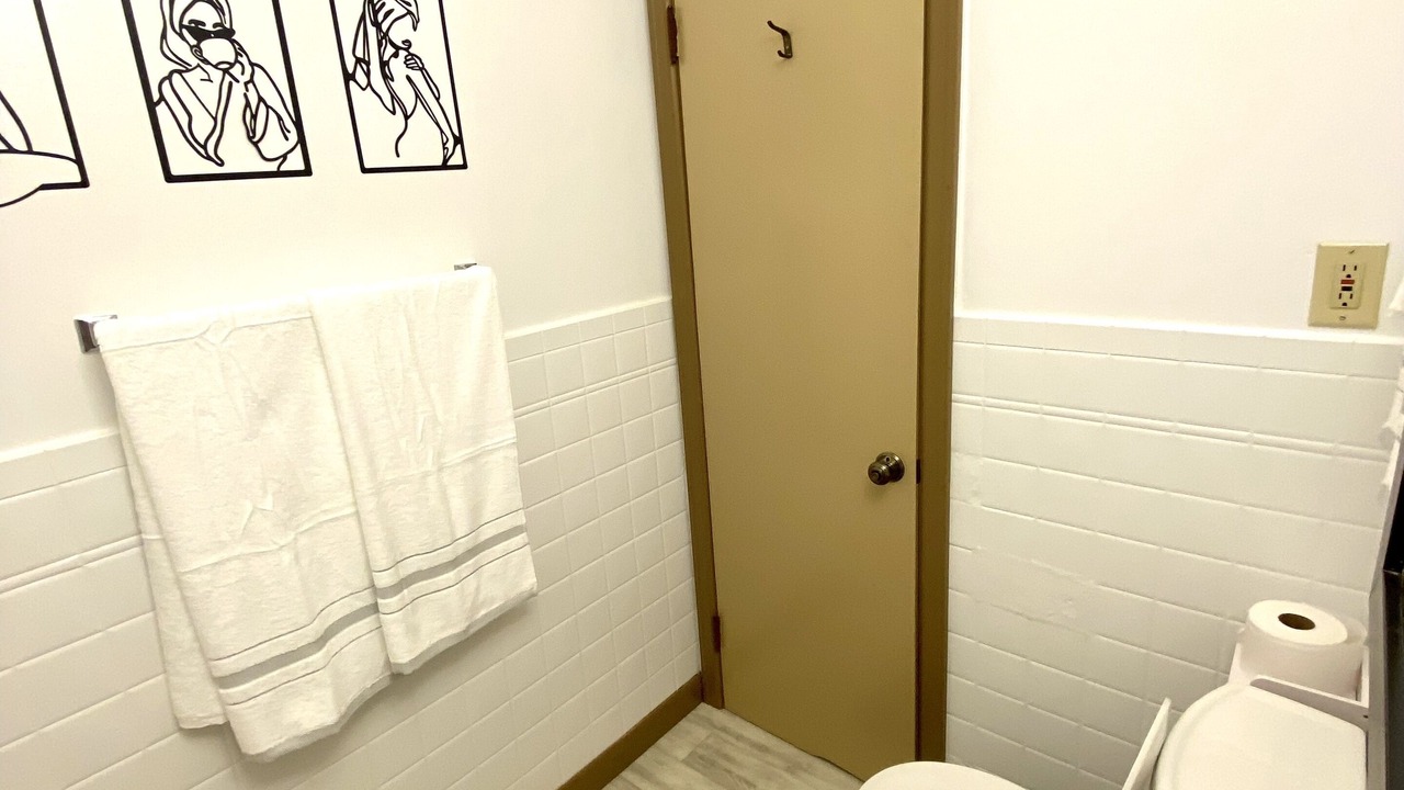 Photo of Bathroom in Ames