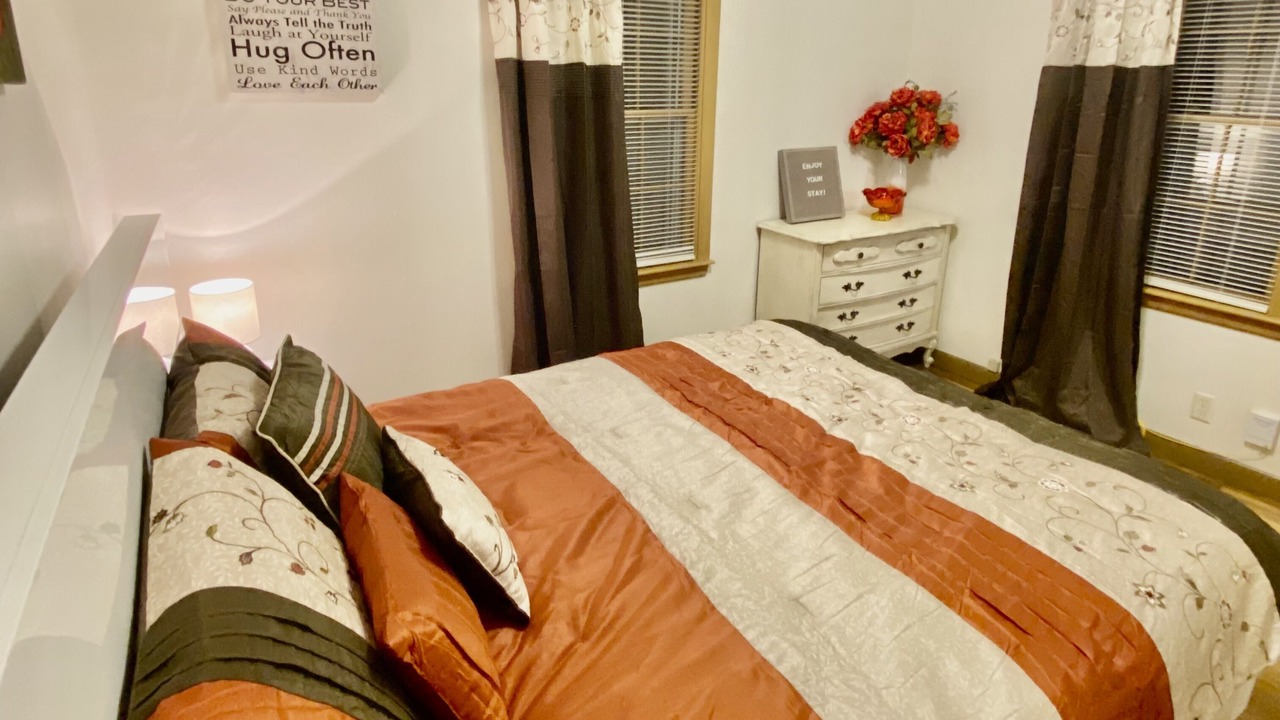 Photo of Bedroom in Ames