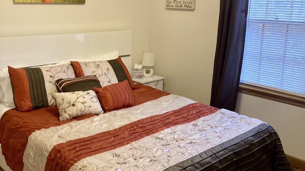 Photo of Bedroom in Ames