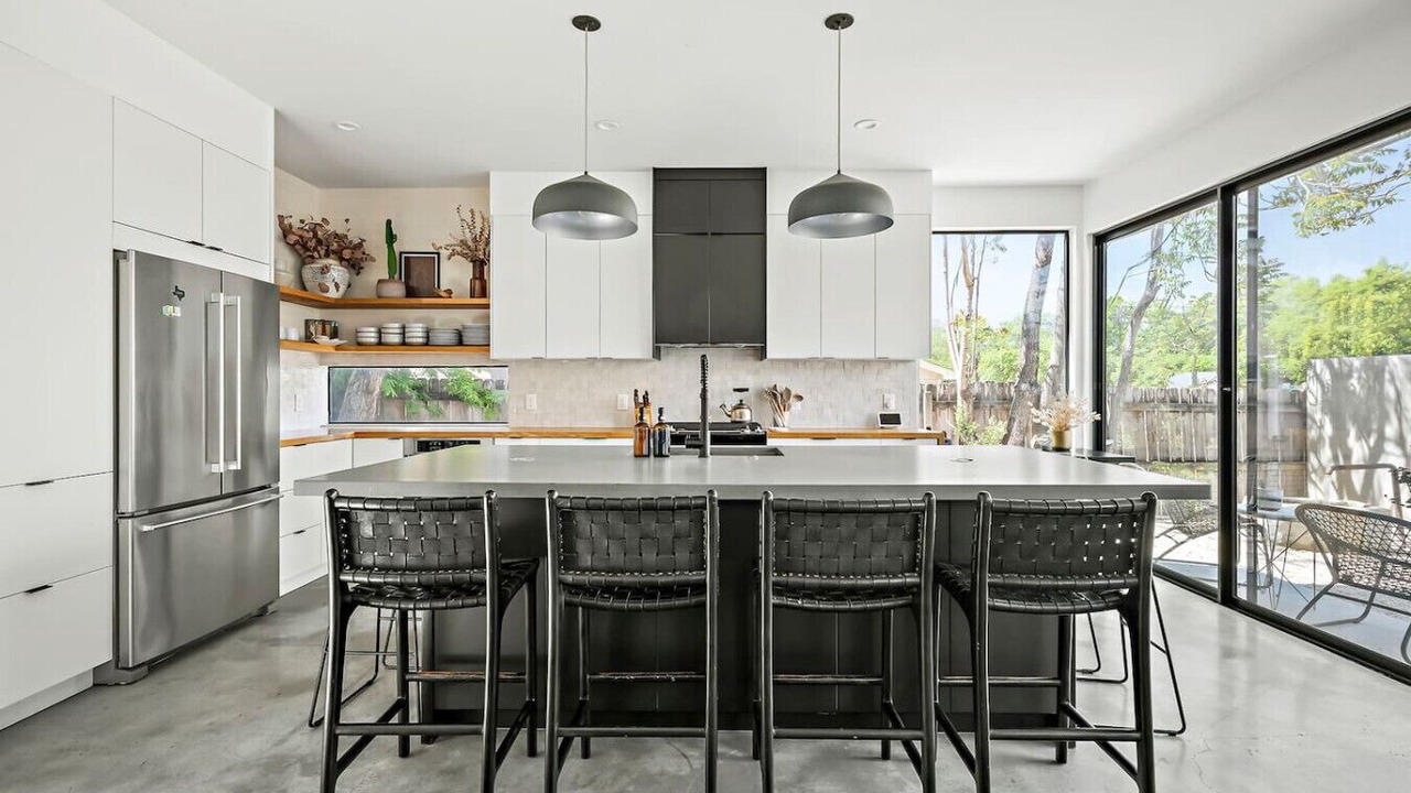 Photo of Kitchen in Holly