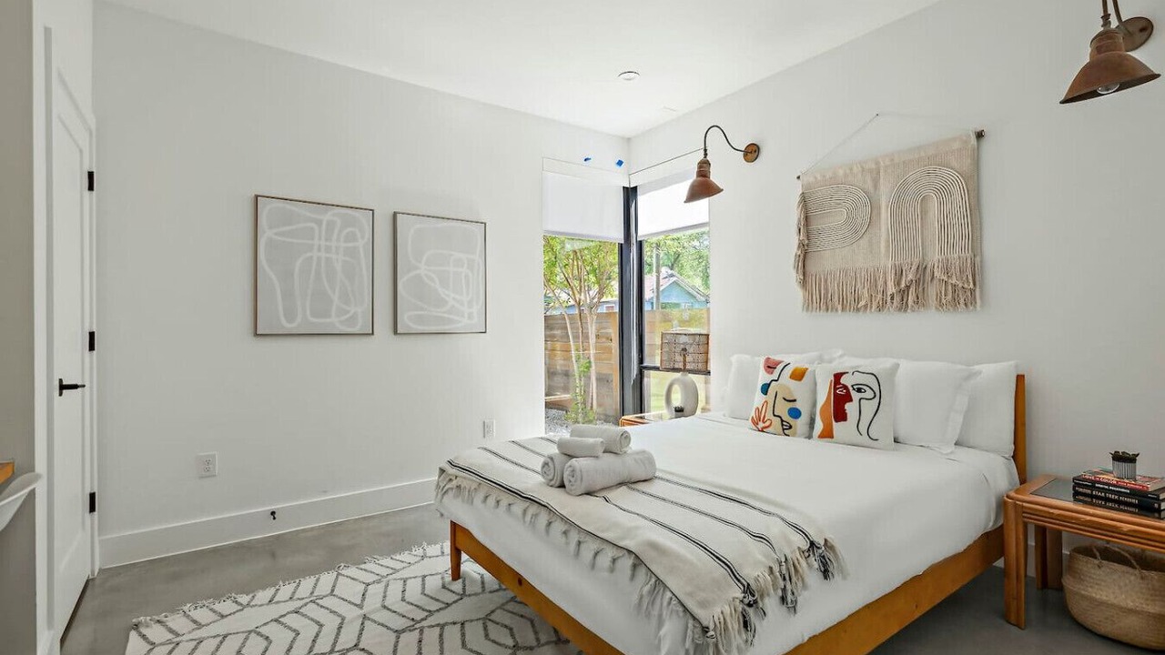 Photo of Bedroom in Holly