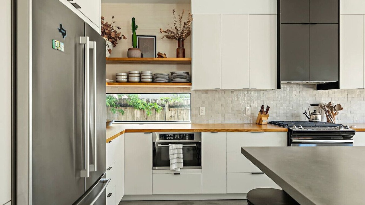 Photo of Kitchen in Holly