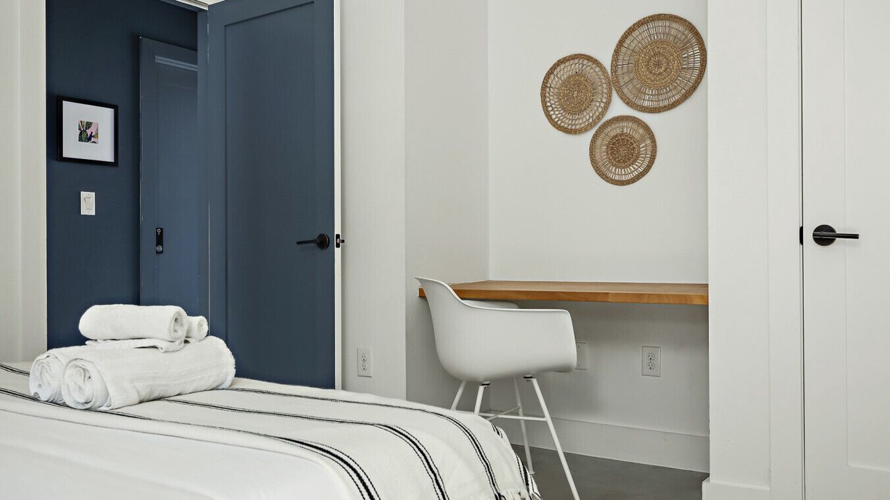 Photo of Bedroom in Holly