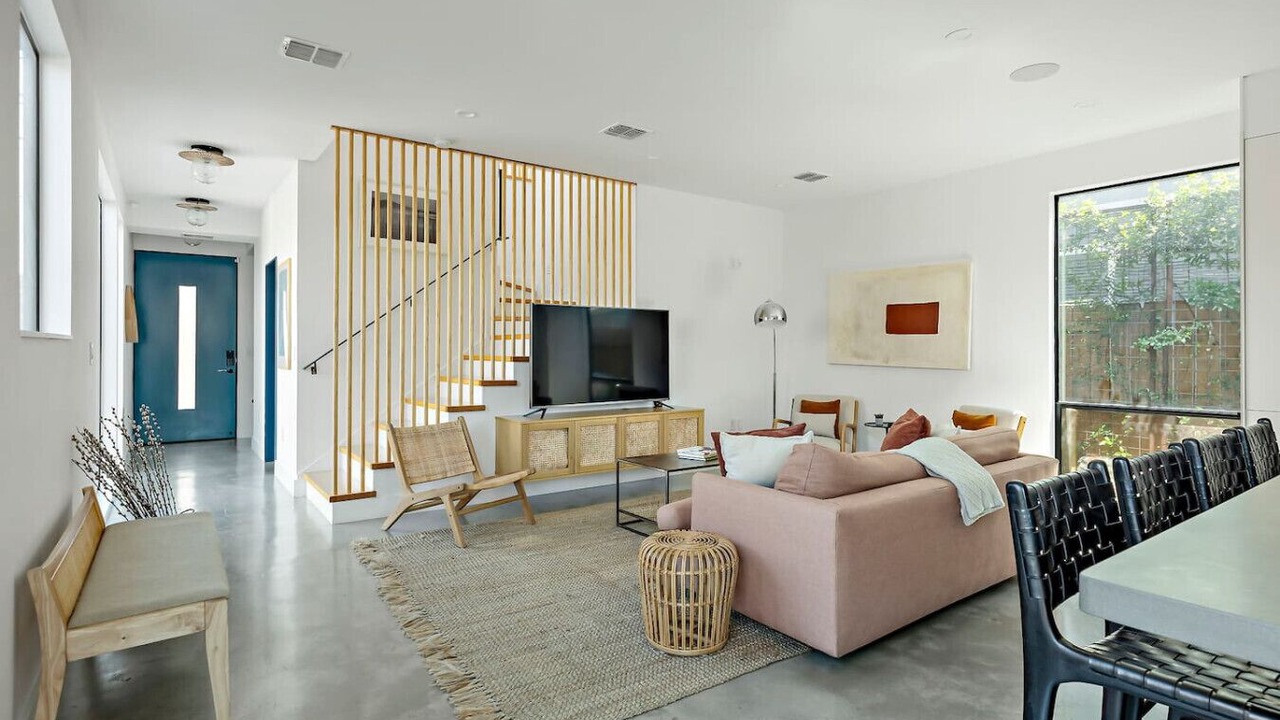 Photo of Livingroom in Holly