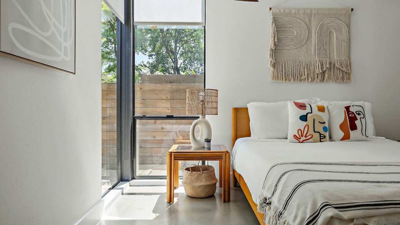 Photo of Bedroom in Holly