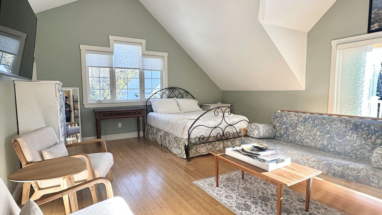 Photo of Bedroom in Town Hill