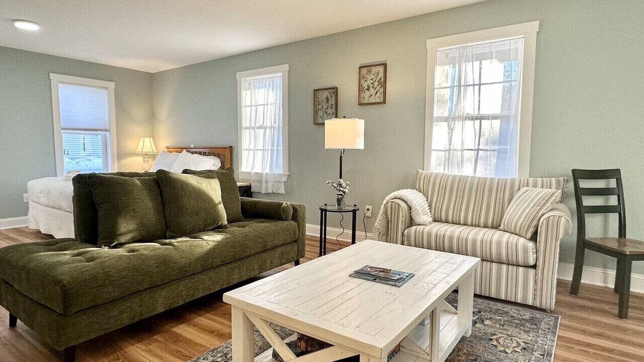 Photo of Livingroom in Town Hill