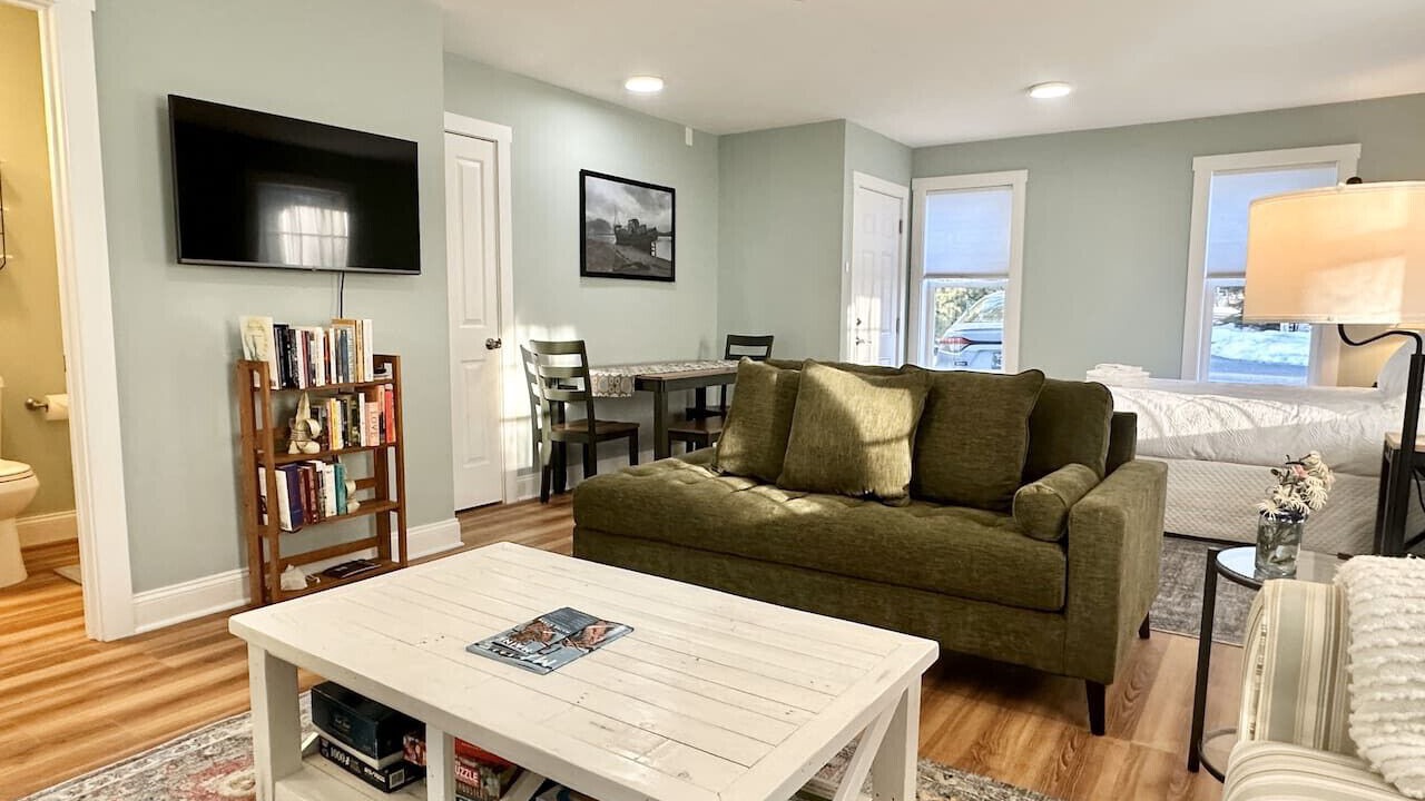 Photo of Livingroom in Town Hill