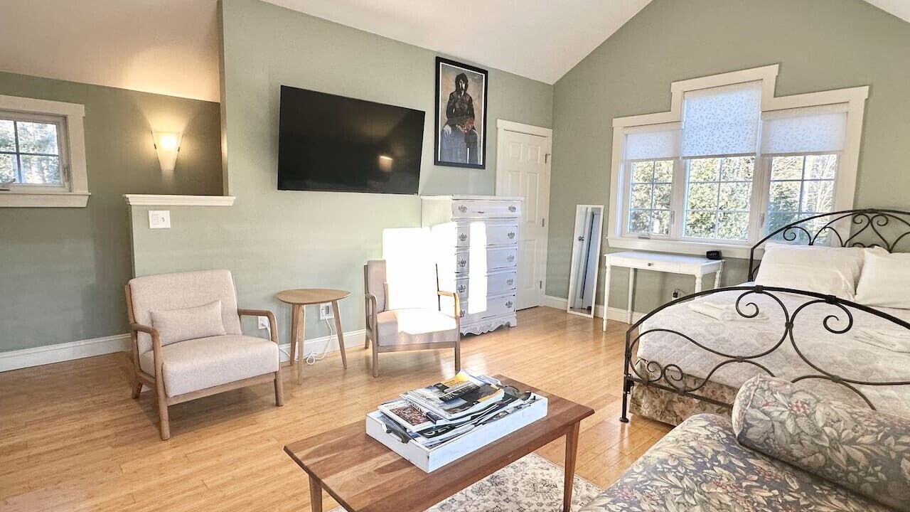 Photo of Bedroom in Town Hill