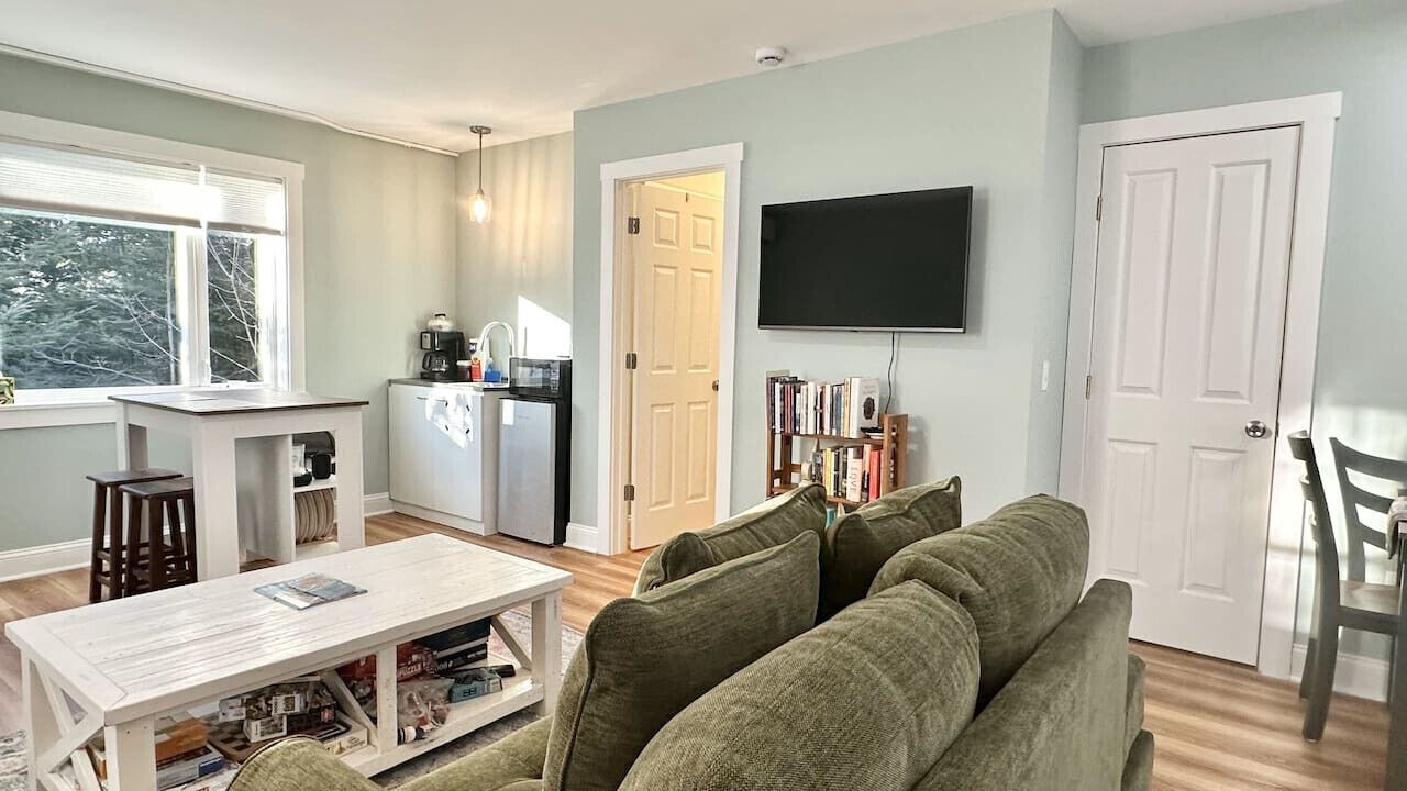 Photo of Livingroom in Town Hill