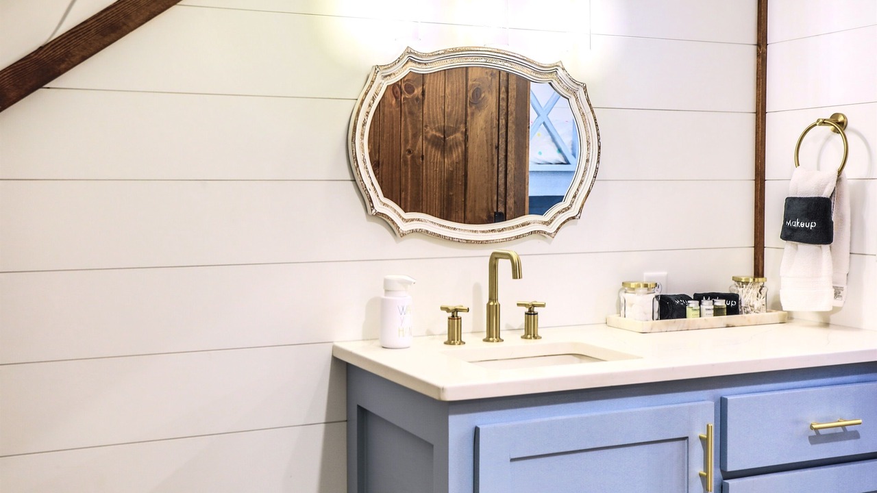 Photo of Bathroom in Broken Bow