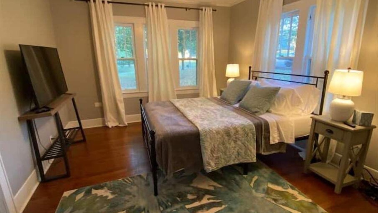 Photo of Bedroom in Lewisburg