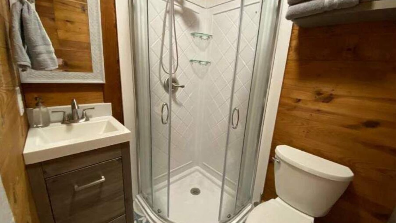 Photo of Bathroom in Lewisburg