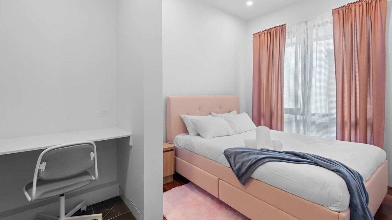 Photo of Bedroom in Docklands