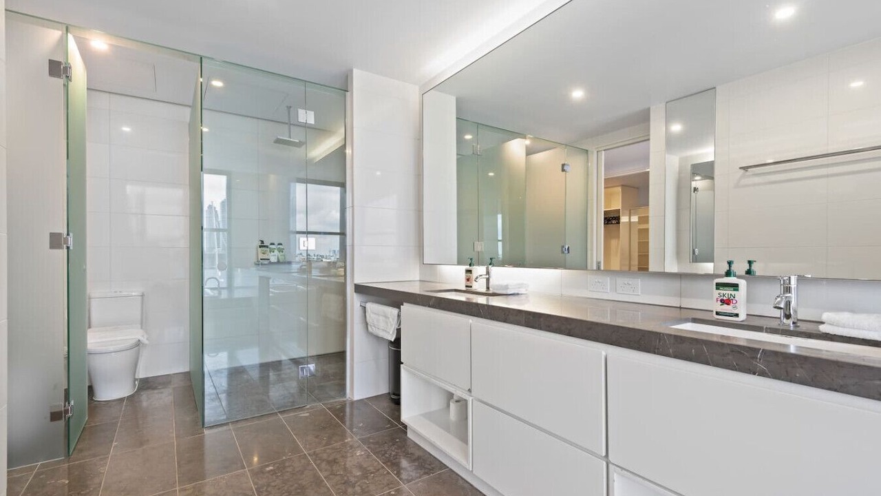 Photo of Bathroom in Docklands