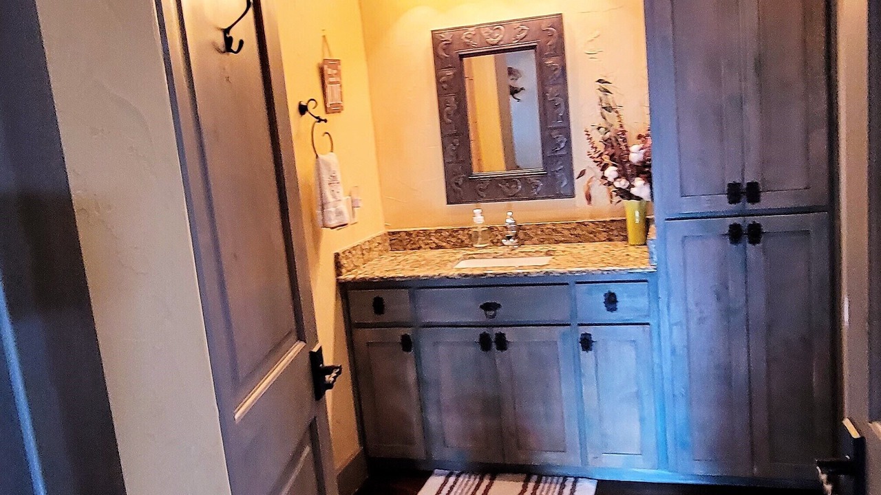 Photo of Bathroom in Blanco