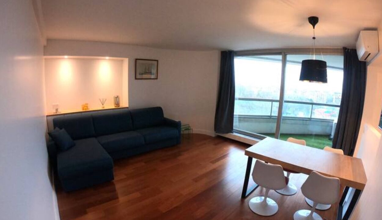 Photo of Livingroom in Puteaux