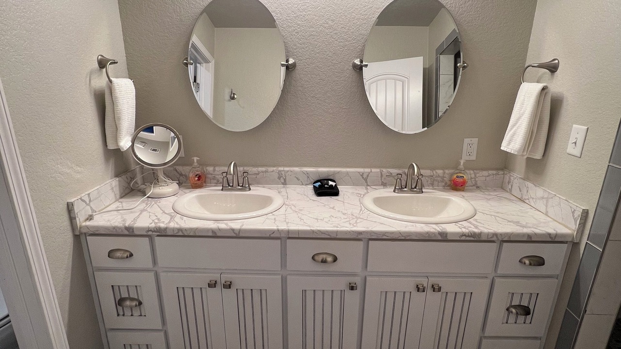 Photo of Bathroom in Vian