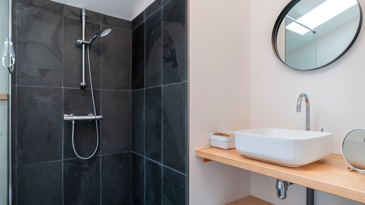 Photo of Bathroom in Locmaria