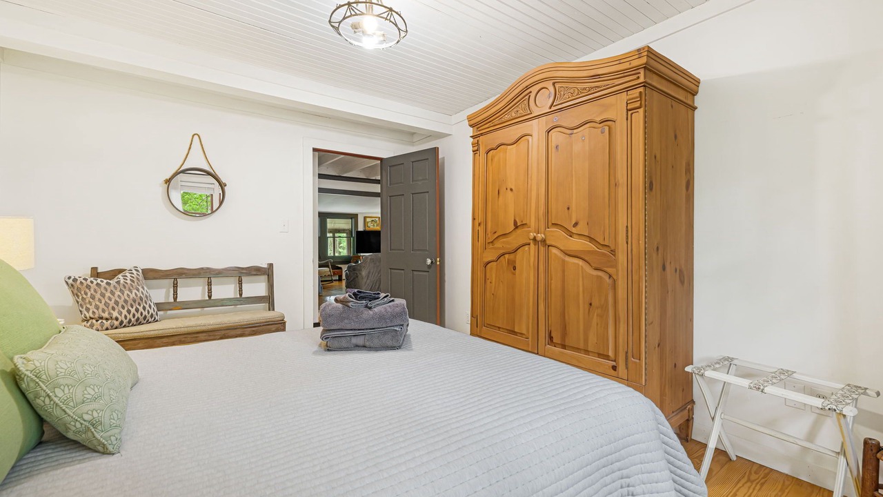 Photo of Bedroom in Flat Rock