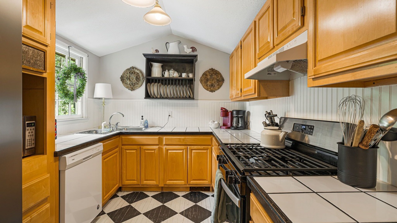 Photo of Kitchen in Flat Rock